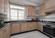 Resale - Apartamento -
Torrevieja - Playa del Acequión