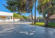 Resale - Villa -
Orihuela - Campoamor