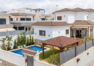 Reventa - Villa -
Los Montesinos - Los Montesinos Centro