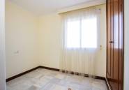 Resale - Apartment / flat -
Torrevieja - Torrevieja Centro