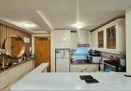 Resale - Apartment / flat -
Torrevieja - Torrevieja Centro