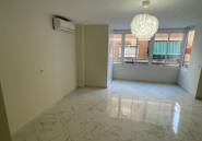 Resale - Apartment / flat -
Torrevieja - Torrevieja Centro