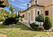 Használt ingatlanok - Villa -
Finestrat