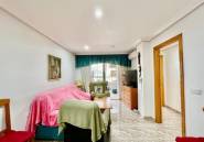 Resale - Apartment / flat -
Torrevieja - Torrevieja Centro