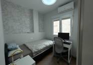 Resale - Apartment / flat -
Torrevieja - Torrevieja Centro