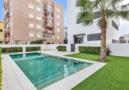 Resale - Apartment / flat -
Torrevieja - Torre la mata