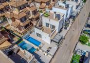 Használt ingatlanok - Villa -
Torrevieja - Torrevieja Centro