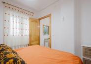 Resale - Apartamento -
Torrevieja - Playa del Acequión