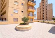 Resale - Apartment / flat -
Torrevieja - Torre la mata