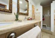 Resale - Apartment / flat -
Torrevieja - Torrevieja Centro