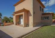 Resale - Villa -
Pinoso - Los Pinos