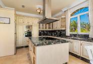 Resale - Villa -
Orihuela - Playa Flamenca