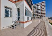 Resale - Apartamento -
Torrevieja - Playa del Acequión