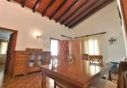 Resale - Villa -
Torrevieja - Torrevieja Centro