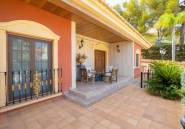 Resale - Villa -
Orihuela - Campoamor
