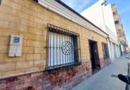 Resale - House -
Torrevieja - Centro