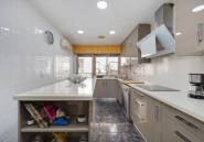 Resale - Apartment / flat -
Torrevieja - Centro - Muelle Pesquero