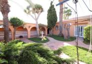 Resale - Villa -
Torrevieja - El chaparral