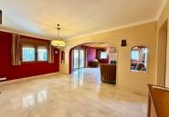 Resale - Villa -
Pedreguer - Pedreguer Centro