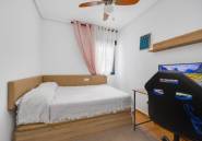 Resale - Apartment / flat -
Torrevieja - Torrevieja Centro