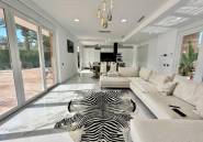 Resale - Villa -
Petrel - Petrer