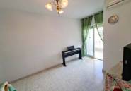 Resale - Apartment / flat -
Torrevieja - Torrevieja Centro