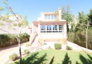 Resale - Villa -
Orihuela Costa - Villamartín