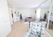 Resale - Villa -
Torrevieja - Torrevieja Centro