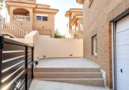 Használt ingatlanok - Villa -
Rojales - Rojales Centro