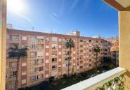 Resale - Apartment / flat -
Torrevieja - Torrevieja Centro