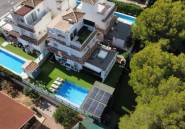 Reventa - Villa -
Orihuela Costa