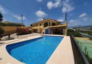 Resale - Villa -
Callosa d'en Sarria - Callosa d'en Sarria Centro
