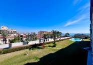 Resale - Apartment / flat -
Torrevieja - Punta Prima
