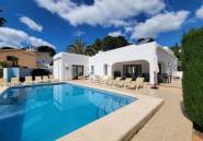 Resale - Villa -
Teulada - Moraira