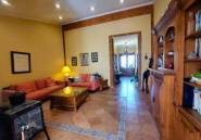 Resale - House -
Torrevieja - Centro