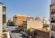 Resale - Apartment / flat -
Torrevieja - Centro - Muelle Pesquero