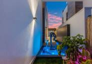 Resale - Villa -
Torrevieja - Torrevieja Centro