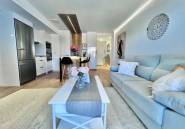 Resale - Apartment / flat -
Torrevieja - Punta Prima