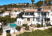 Resale - Villa -
Benissa - La Fustera