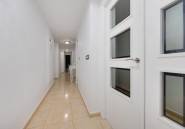 Resale - Apartment / flat -
Torrevieja - Centro - Muelle Pesquero