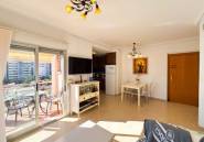 Resale - Apartment / flat -
Torrevieja - Torrevieja Centro