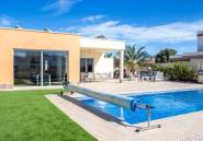 Resale - Villa -
Torrevieja - La siesta