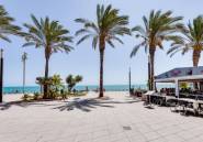 Resale - Apartment / flat -
Torrevieja - Centro - Muelle Pesquero