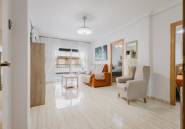 Resale - Apartamento -
Torrevieja - Playa del Acequión